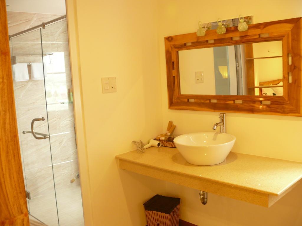 Rex Hotel y Apartamento Nha Trang Exterior foto