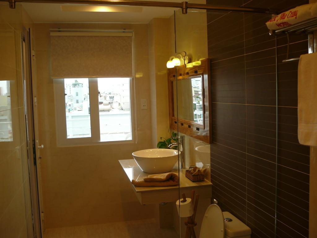 Rex Hotel y Apartamento Nha Trang Exterior foto