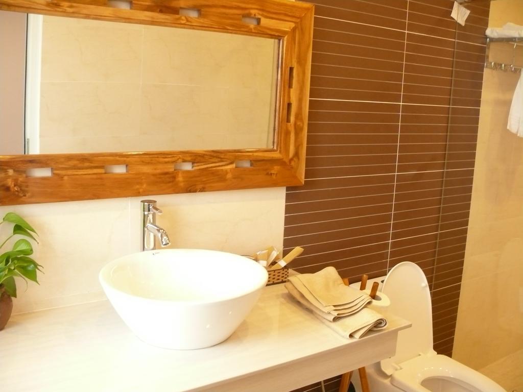 Rex Hotel y Apartamento Nha Trang Exterior foto