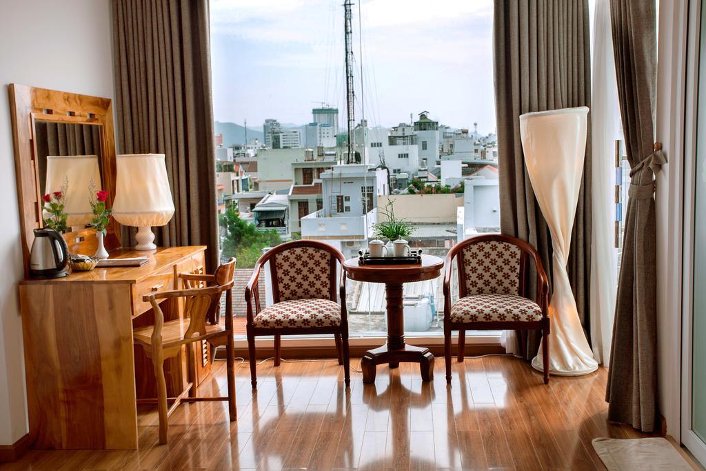 Rex Hotel y Apartamento Nha Trang Exterior foto