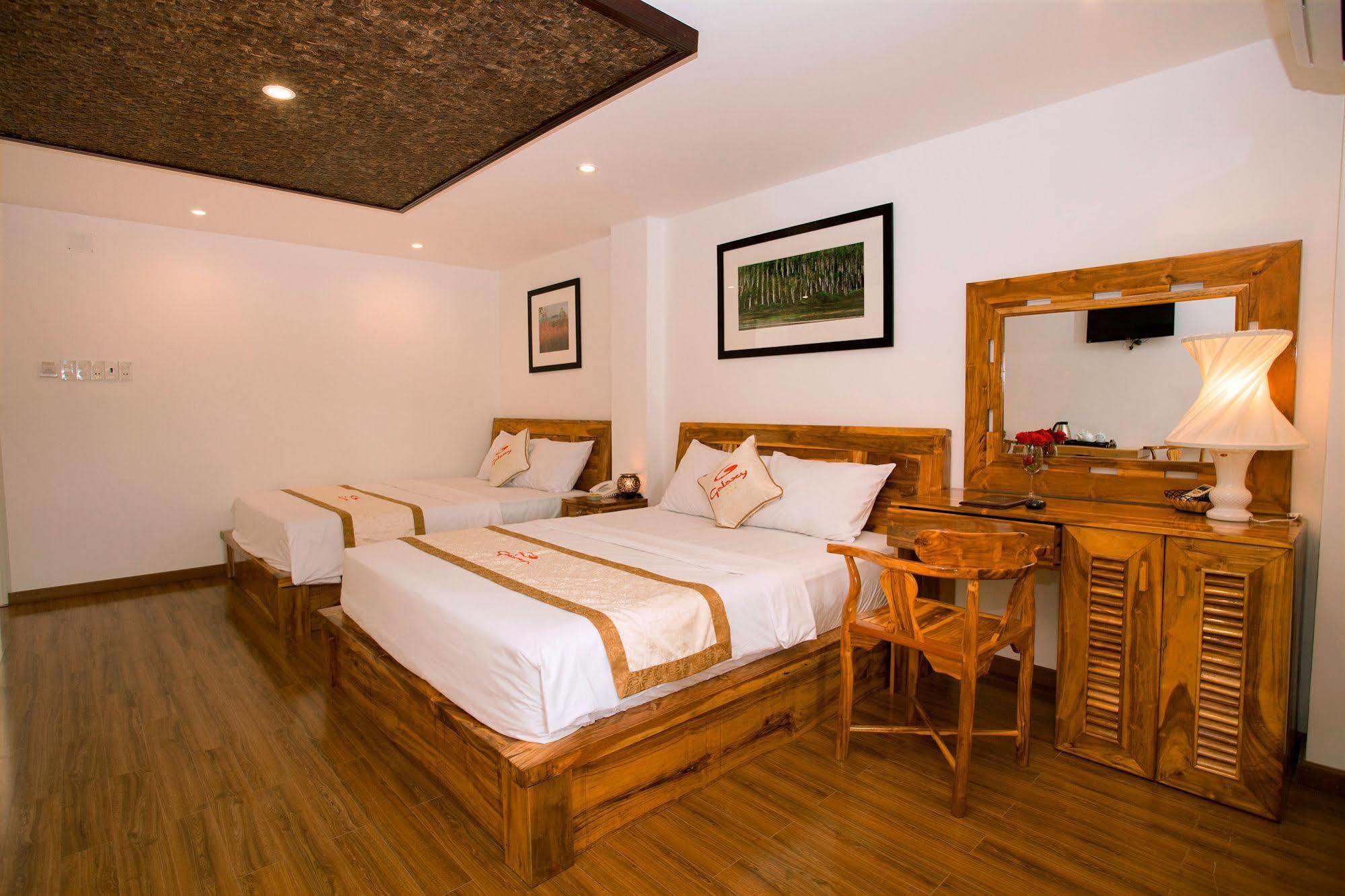 Rex Hotel y Apartamento Nha Trang Exterior foto